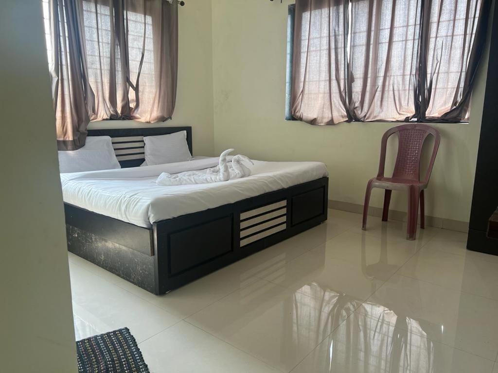 Blue Bell Homestay Lonavala Extérieur photo
