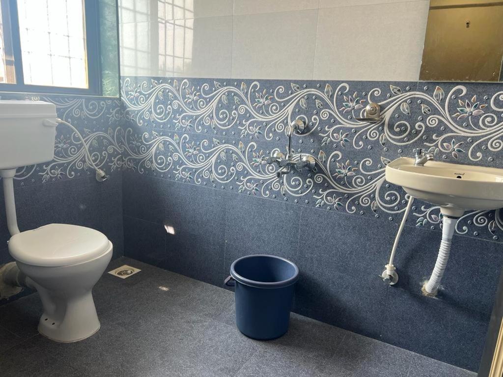 Blue Bell Homestay Lonavala Extérieur photo