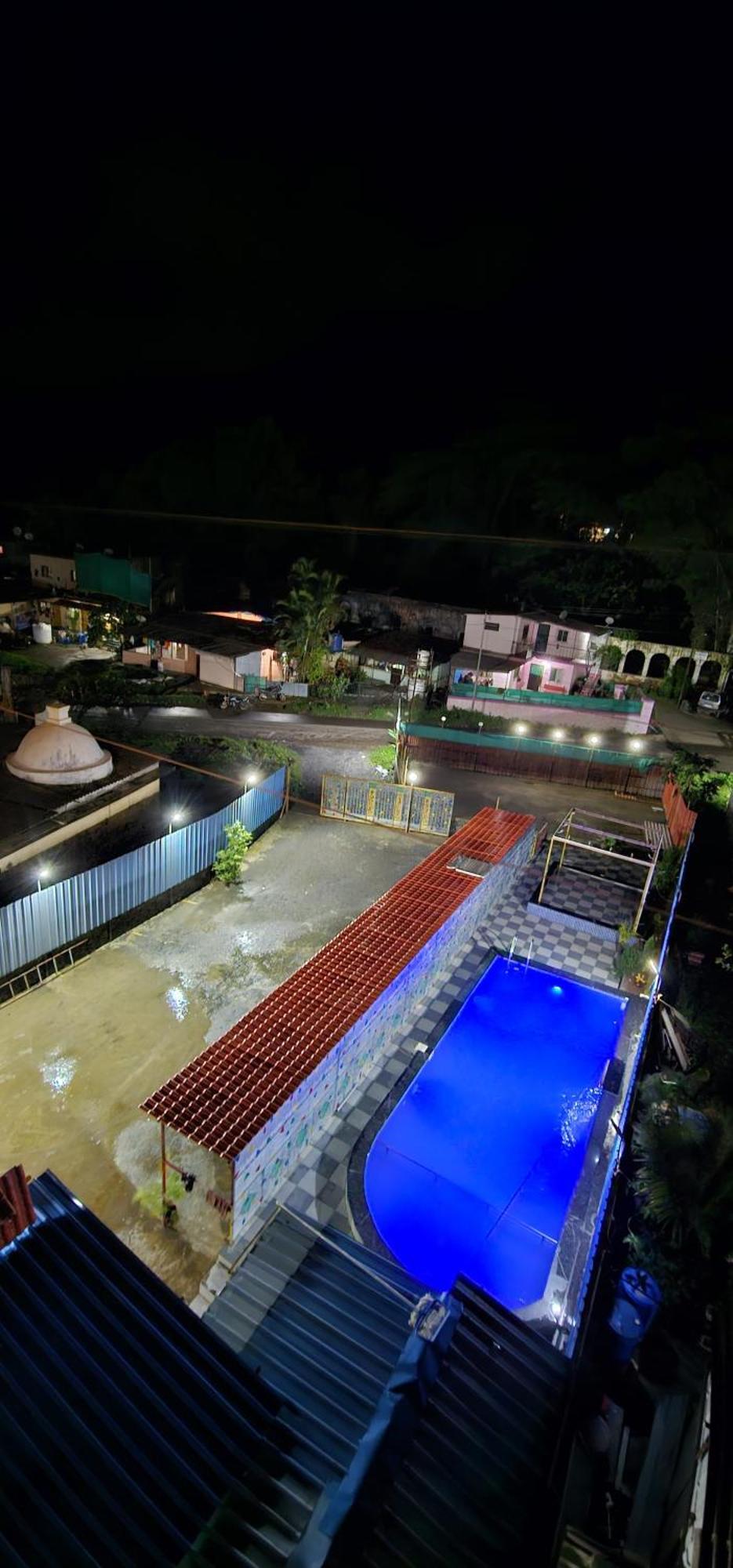 Blue Bell Homestay Lonavala Extérieur photo