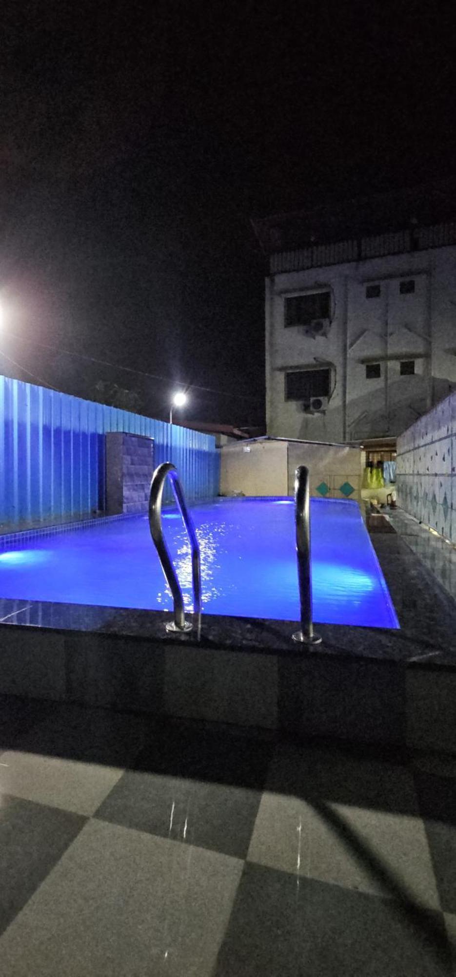 Blue Bell Homestay Lonavala Extérieur photo